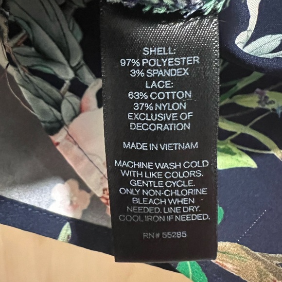 Express Floral w/ Birds Print Lace Armed Blouse - Picture 7 of 7